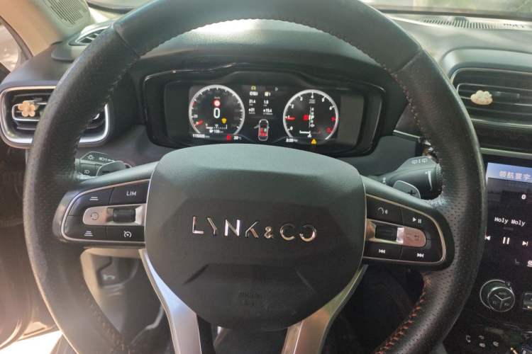 Used Lynk & Co 02 2019 1.5T DCT Two-Wheel Drive Pro Edition China VI Standard Instrument Cluster