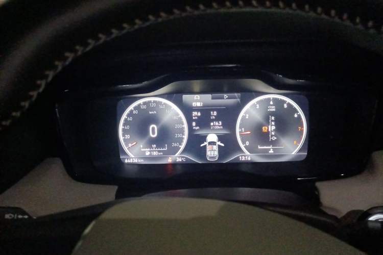 Used Lynk & Co 02 2019 High-Energy Edition 2.0T Automatic Two-Wheel Drive Shine Pro Edition China VI Standard Instrument Cluster