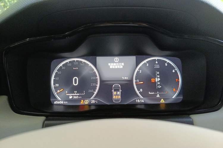 Used Lynk & Co 02 2019 High-Energy Edition 2.0T Automatic Two-Wheel Drive Shine Pro Edition China VI Standard Instrument Cluster