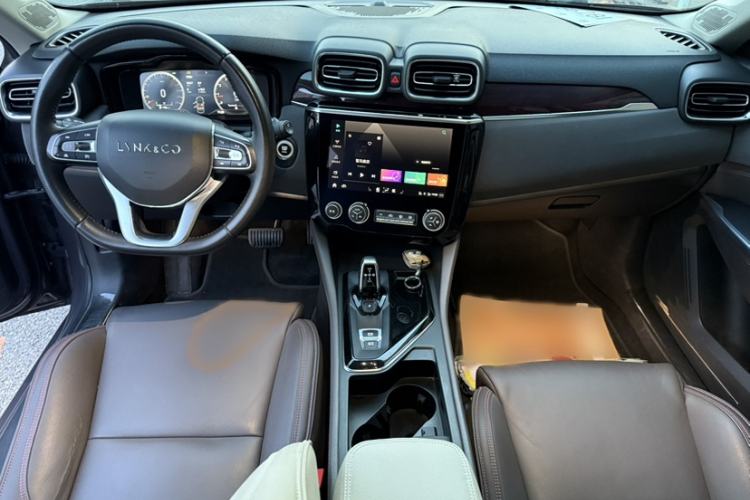 Used Lynk & Co 02 2019 High-Energy Edition 2.0T Automatic Two-Wheel Drive Shine Pro Edition China VI Standard Interior 11