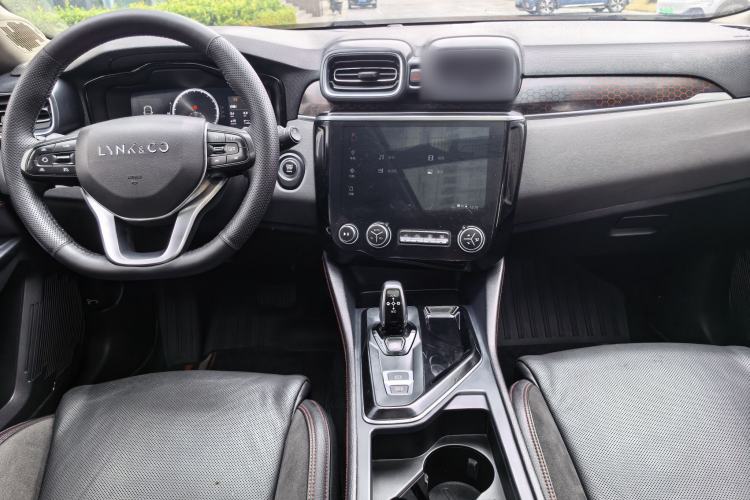 Used Lynk & Co 02 2019 1.5T DCT Two-Wheel Drive Sporty Version China VI Standard Interior 13