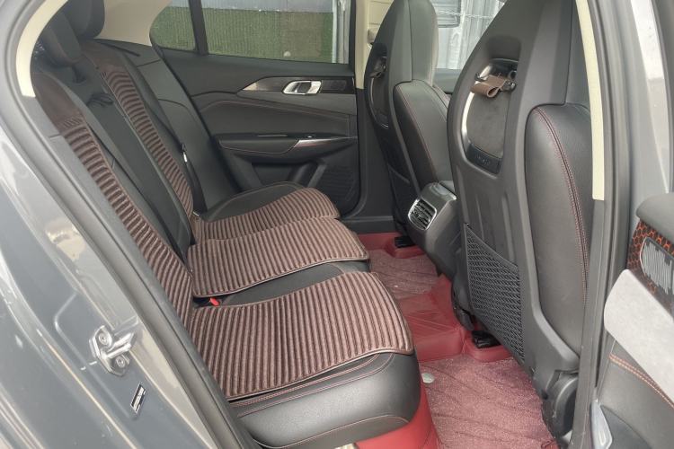 Used Lynk & Co 02 2019 1.5T DCT Two-Wheel Drive Pro Edition China VI Standard Interior 3