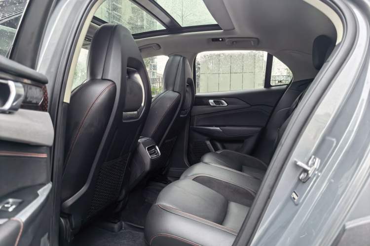 Used Lynk & Co 02 2019 1.5T DCT Two-Wheel Drive Sporty Version China VI Standard Interior 8