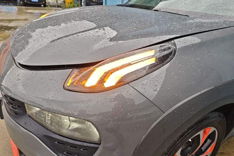 Used Lynk & Co 02 2019 1.5T DCT Two-Wheel Drive Shine Pro Edition China VI Standard Left Front Headlight