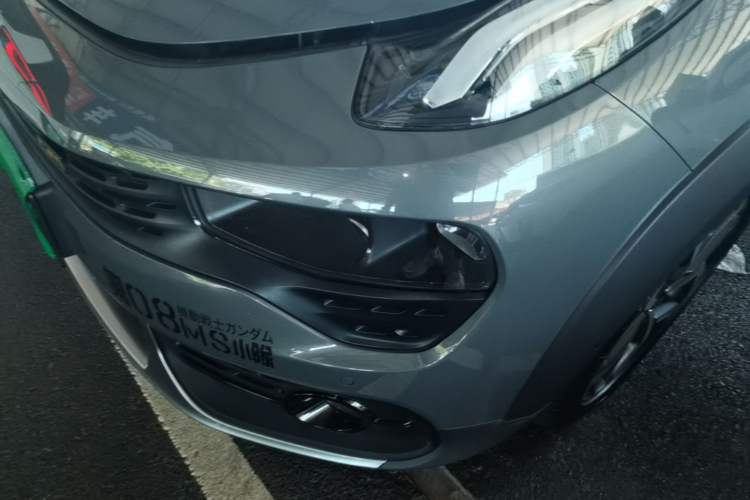 Used Lynk & Co 02 2019 1.5T DCT Two-Wheel Drive Pro Edition China VI Standard Left Front Headlight