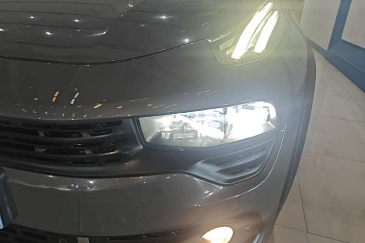 Used Lynk & Co 02 2019 1.5T DCT Two-Wheel Drive Pro Edition China VI Standard Left Front Headlight