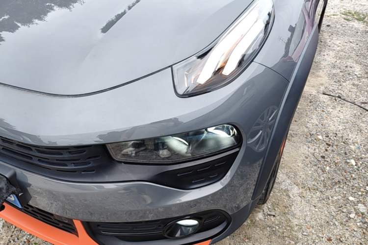 Used Lynk & Co 02 2019 High-Energy Edition 2.0T Automatic Two-Wheel Drive Shine Pro Edition China VI Standard Left Front Headlight
