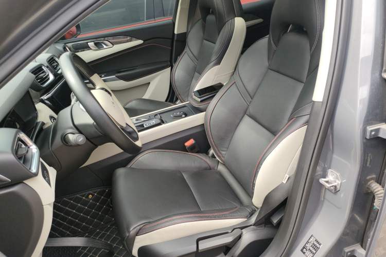 Used Lynk & Co 02 2019 High-Energy Edition 2.0T Automatic Two-Wheel Drive Zhaoban Model China VI Standard Left Front Seat