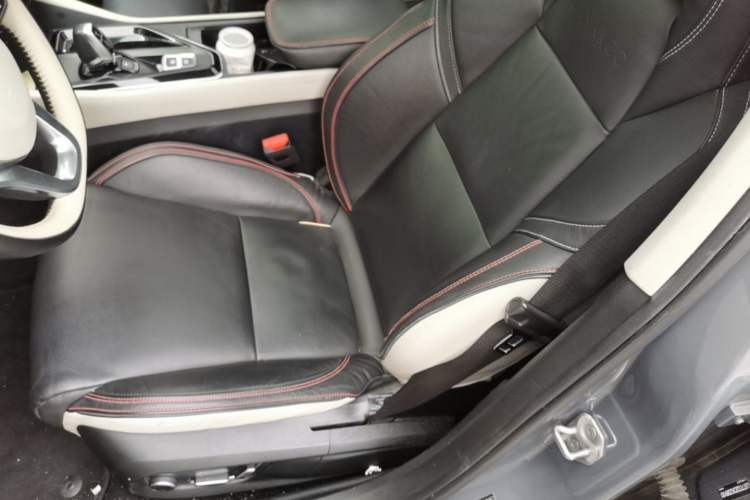 Used Lynk & Co 02 2019 1.5T DCT Two-Wheel Drive Zhaoban Version China VI Standard Left Front Seat