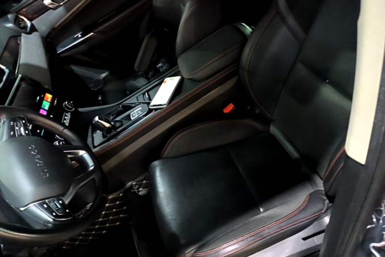 Used Lynk & Co 02 2019 1.5T DCT Two-Wheel Drive Pro Edition China VI Standard Left Front Seat