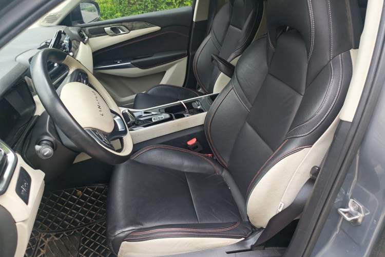 Used Lynk & Co 02 2019 1.5T DCT Two-Wheel Drive Shine Pro Edition China VI Standard Left Front Seat