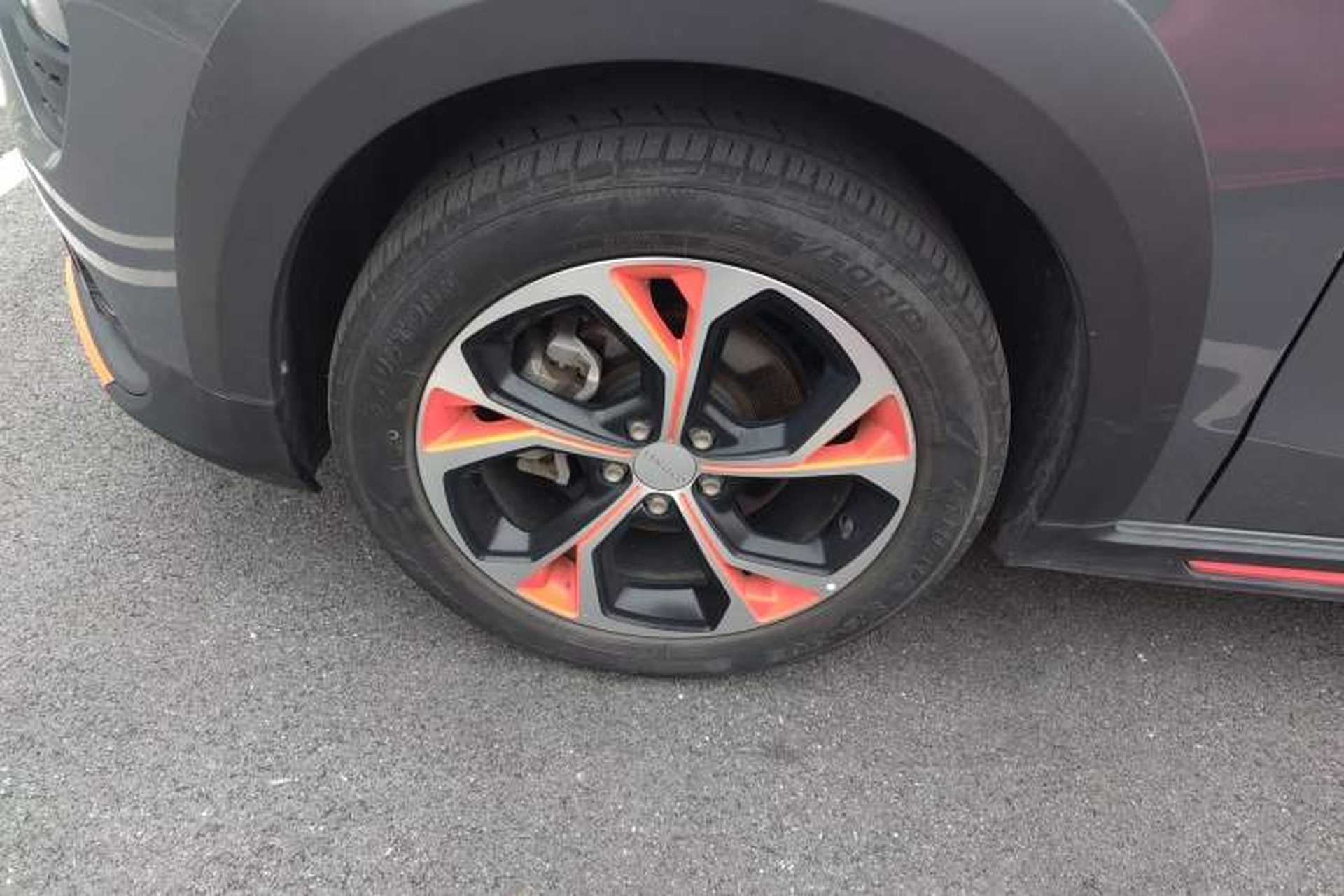 Used Lynk & Co 02 2019 1.5T DCT Two-Wheel Drive Zhaoban Version China VI Standard Left Front Wheel Hub
