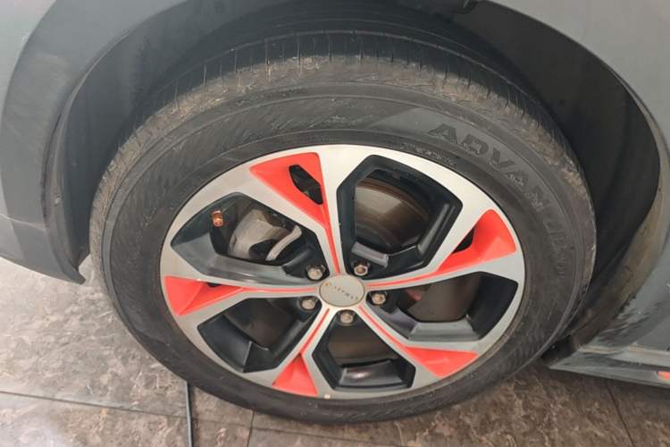 Used Lynk & Co 02 2019 1.5T DCT Two-Wheel Drive Zhaoban Version China VI Standard Left Front Wheel Hub