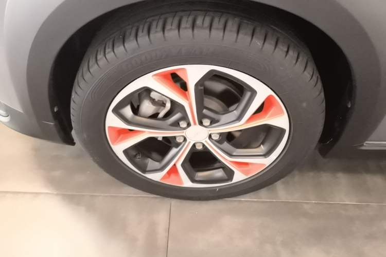 Used Lynk & Co 02 2019 1.5T DCT Two-Wheel Drive Zhaoban Version China VI Standard Left Front Wheel Hub