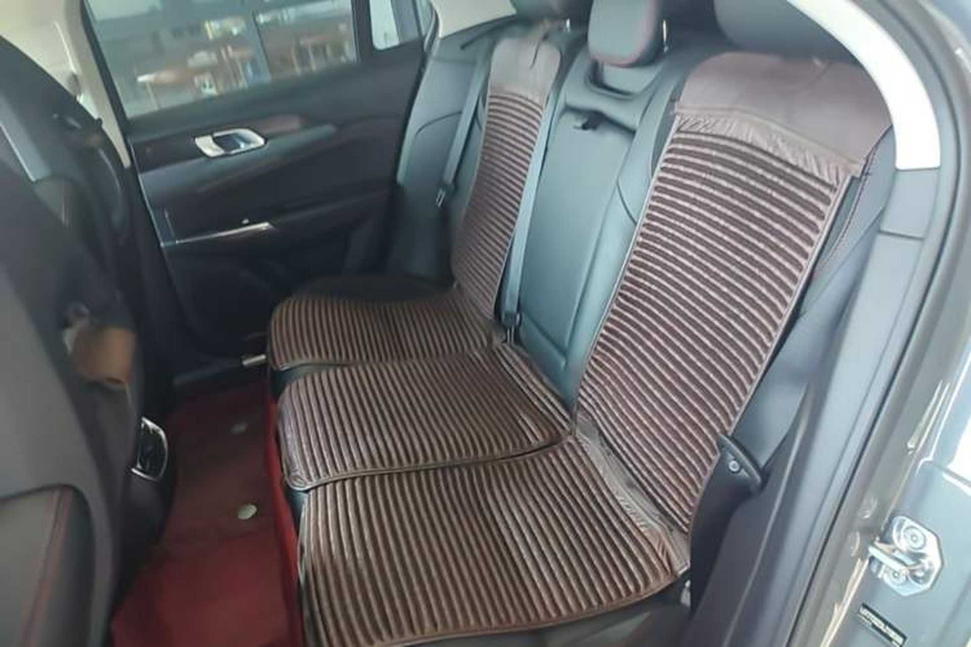 Used Lynk & Co 02 2019 1.5T DCT Two-Wheel Drive Pro Edition China VI Standard Left Rear Seat