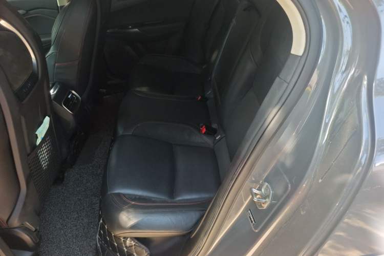 Used Lynk & Co 02 2019 1.5T DCT Two-Wheel Drive Pro Edition China VI Standard Left Rear Seat