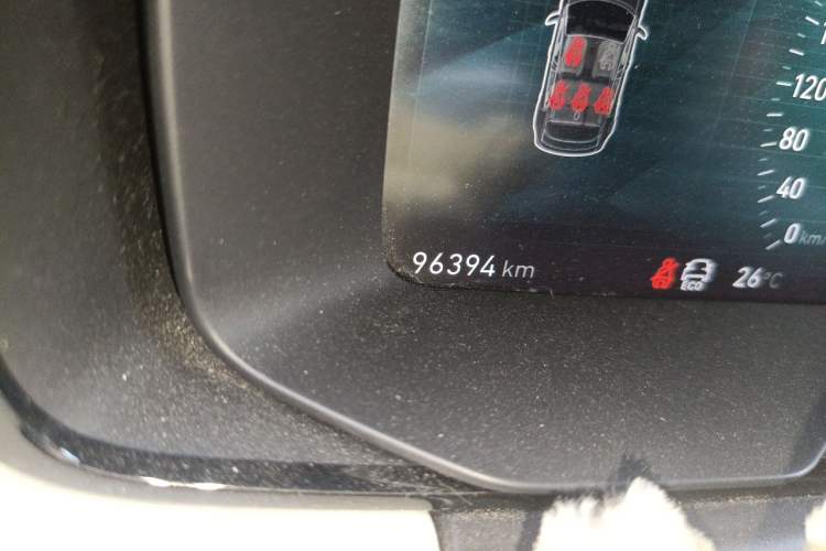 Used Lynk & Co 02 2019 1.5T DCT Two-Wheel Drive Shine Pro Edition China VI Standard Odometer Close Up