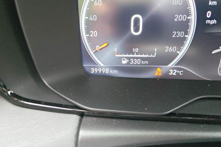 Used Lynk & Co 02 2019 High-Energy Edition 2.0T Automatic Two-Wheel Drive Rugged Version China VI Standard Odometer Close Up