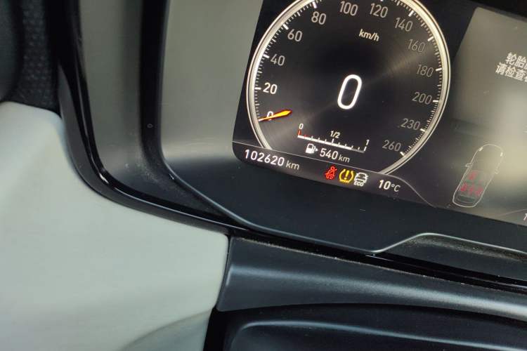 Used Lynk & Co 02 2019 1.5T DCT Two-Wheel Drive Shine Pro Edition China VI Standard Odometer Close Up