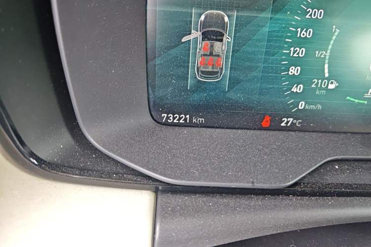 Used Lynk & Co 02 2019 1.5T DCT Two-Wheel Drive Shine Pro Edition China VI Standard Odometer Close Up
