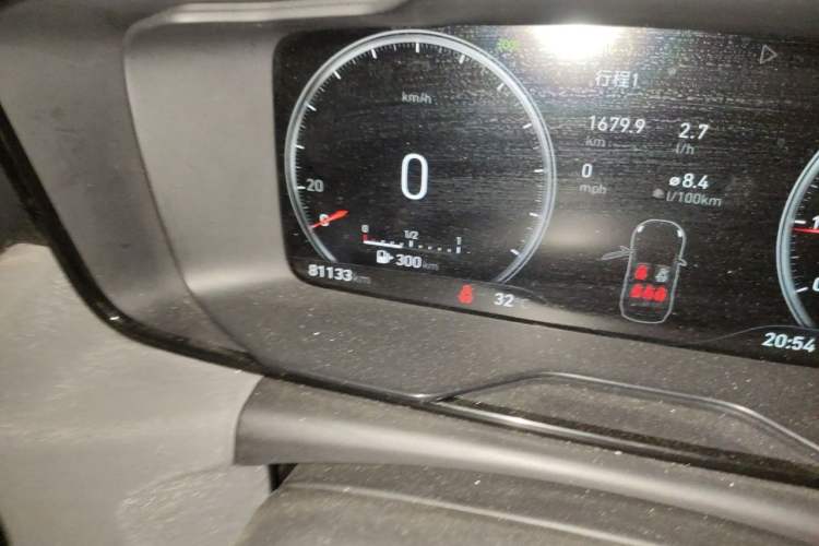 Used Lynk & Co 02 2019 High-Energy Edition 2.0T Automatic Two-Wheel Drive Pro Version China VI Standard Odometer Close Up