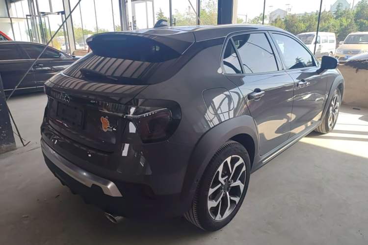 Used Lynk & Co 02 2019 1.5T DCT Two-Wheel Drive Pro Edition China VI Standard Rear Right 45 Deg