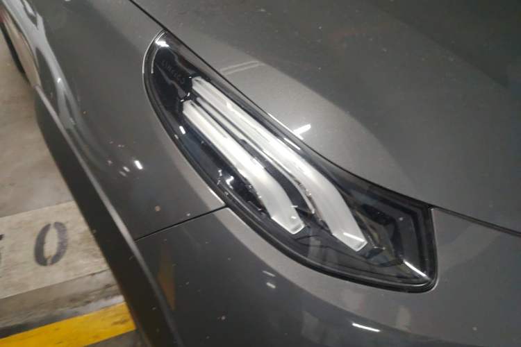 Used Lynk & Co 02 2019 1.5T DCT Two-Wheel Drive Shine Pro Edition China VI Standard Right Front Headlight