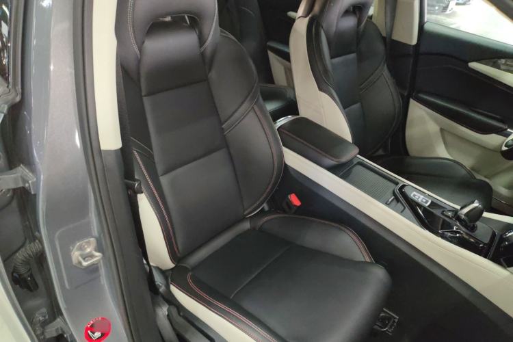 Used Lynk & Co 02 2019 1.5T DCT Two-Wheel Drive Zhaoban Version China VI Standard Right Front Seat