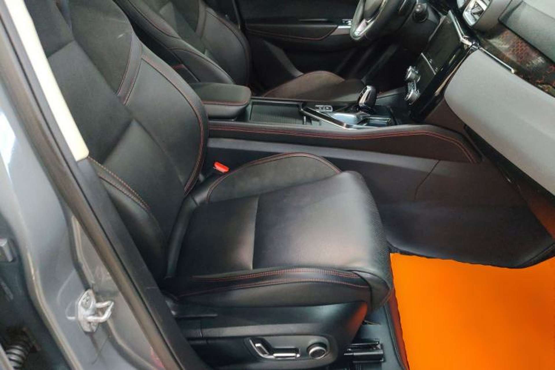 Used Lynk & Co 02 2019 1.5T DCT Two-Wheel Drive Pro Edition China VI Standard Right Front Seat