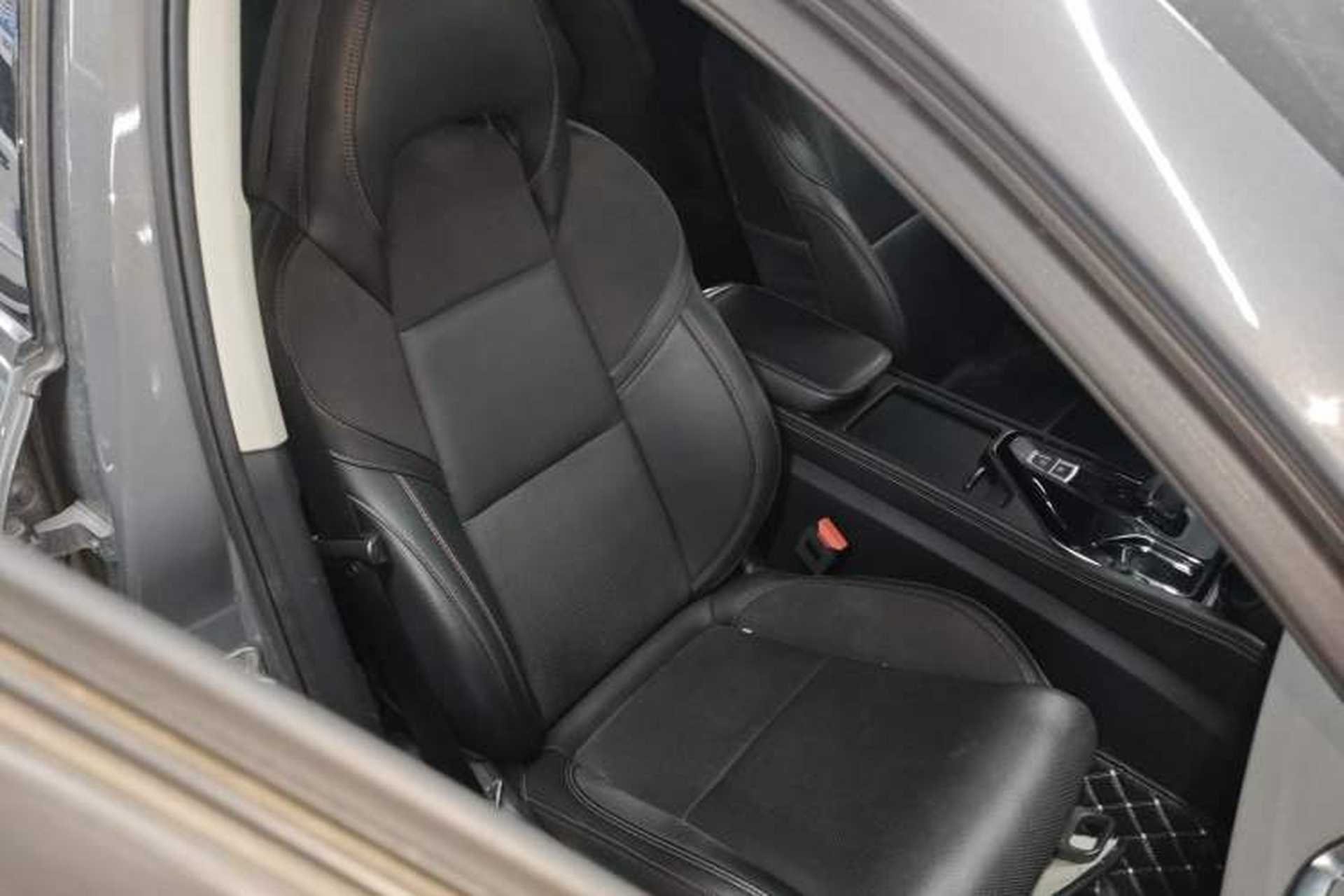 Used Lynk & Co 02 2019 High-Energy Edition 2.0T Automatic Two-Wheel Drive Rugged Version China VI Standard Right Front Seat