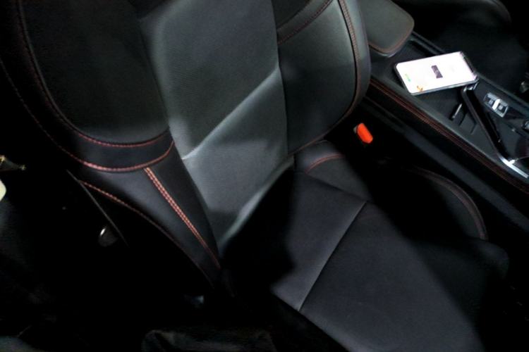 Used Lynk & Co 02 2019 1.5T DCT Two-Wheel Drive Pro Edition China VI Standard Right Front Seat