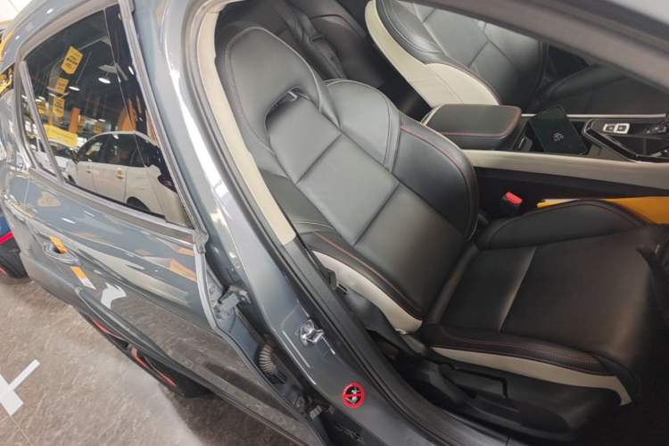 Used Lynk & Co 02 2019 1.5T DCT Two-Wheel Drive Zhaoban Version China VI Standard Right Front Seat
