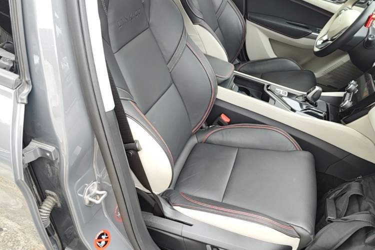 Used Lynk & Co 02 2019 High-Energy Edition 2.0T Automatic Two-Wheel Drive Shine Pro Edition China VI Standard Right Front Seat