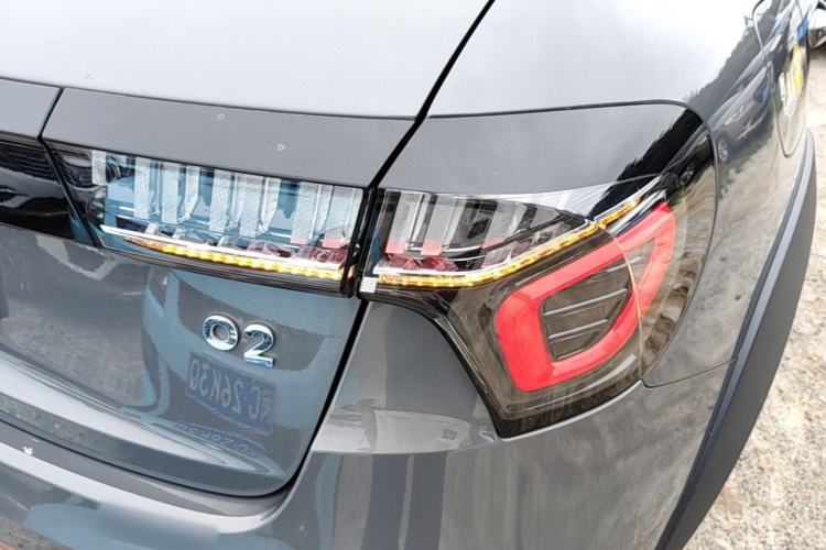Used Lynk & Co 02 2019 High-Energy Edition 2.0T Automatic Two-Wheel Drive Shine Pro Edition China VI Standard Right Rear Taillight