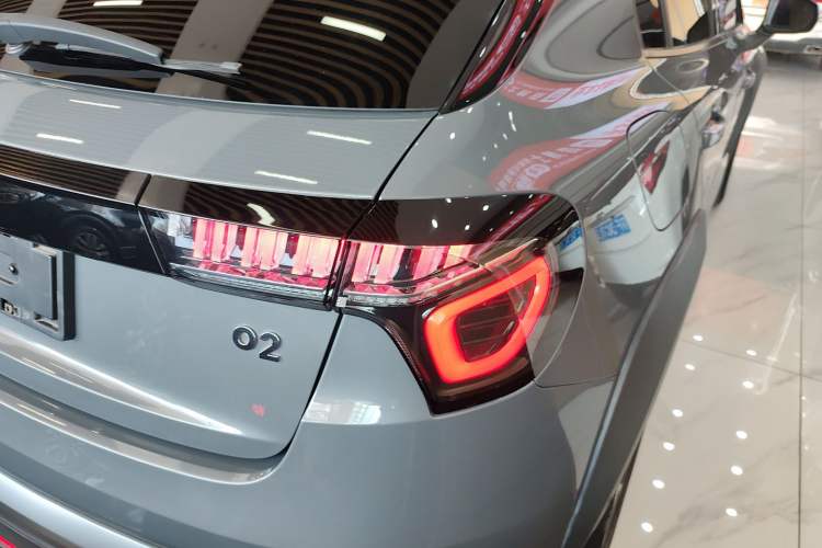 Used Lynk & Co 02 2019 1.5T DCT Two-Wheel Drive Pro Edition China VI Standard Right Rear Taillight