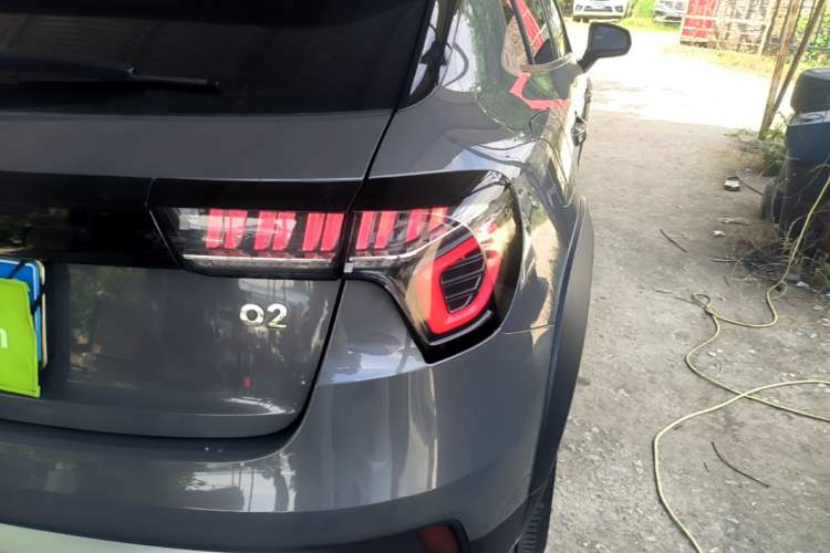 Used Lynk & Co 02 2019 1.5T DCT Two-Wheel Drive Sporty Version China VI Standard Right Rear Taillight