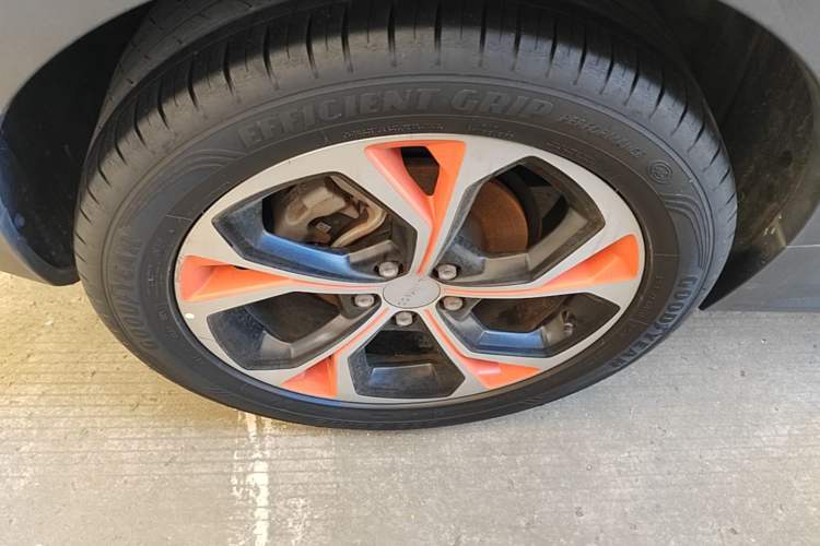 Used Lynk & Co 02 2019 High-Energy Edition 2.0T Automatic Two-Wheel Drive Shine Pro Edition China VI Standard Right Rear Wheel Hub