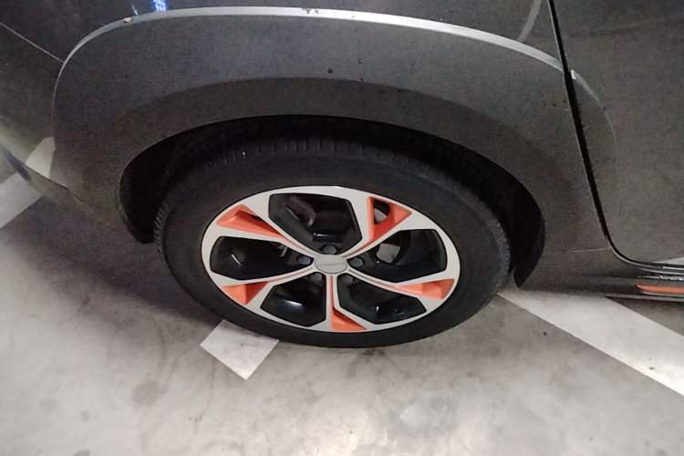 Used Lynk & Co 02 2019 1.5T DCT Two-Wheel Drive Zhaoban Version China VI Standard Right Rear Wheel Hub