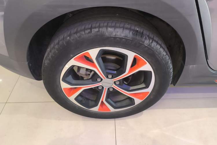 Used Lynk & Co 02 2019 1.5T DCT Two-Wheel Drive Zhaoban Version China VI Standard Right Rear Wheel Hub