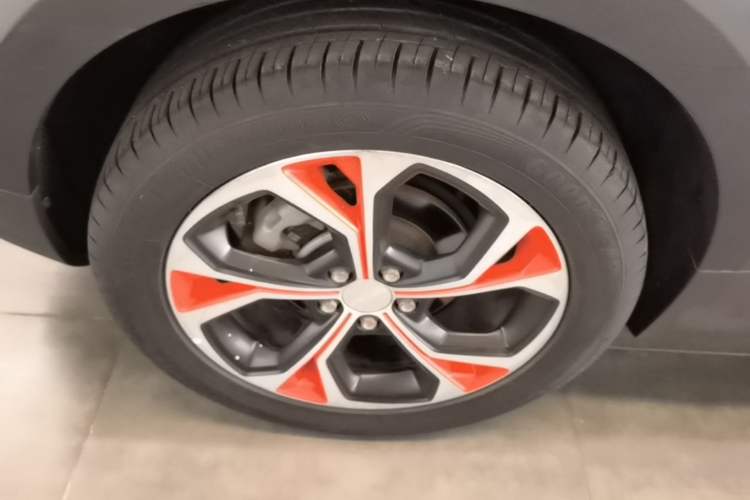 Used Lynk & Co 02 2019 1.5T DCT Two-Wheel Drive Zhaoban Version China VI Standard Right Rear Wheel Hub