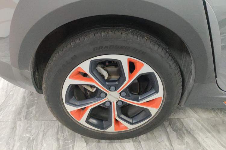 Used Lynk & Co 02 2019 High-Energy Edition 2.0T Automatic Two-Wheel Drive Zhaoban Model China VI Standard Right Rear Wheel Hub