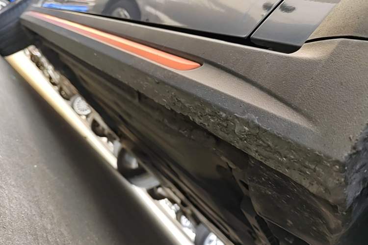 Used Lynk & Co 02 2019 High-Energy Edition 2.0T Automatic Two-Wheel Drive Shine Pro Edition China VI Standard Right Side Sill