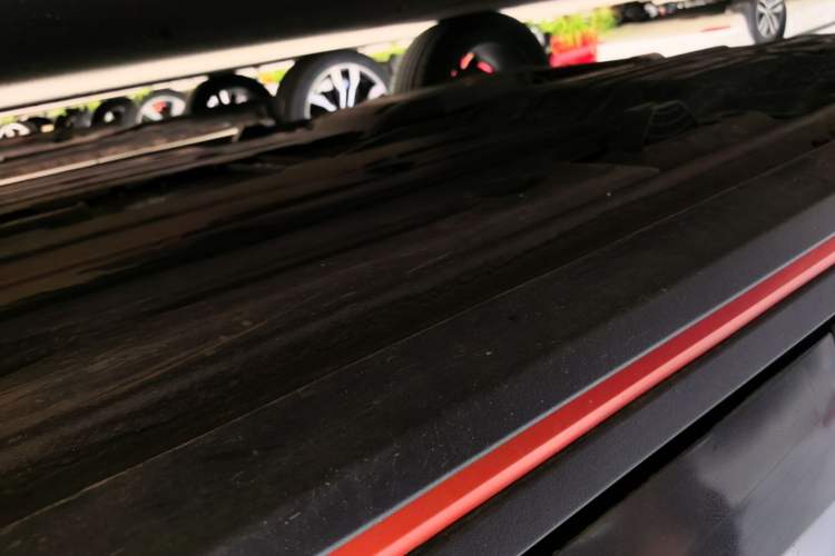 Used Lynk & Co 02 2019 1.5T DCT Two-Wheel Drive Zhaoban Version China VI Standard Right Side Sill