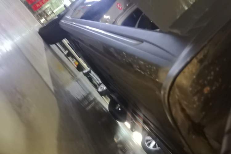 Used Lynk & Co 02 2019 High-Energy Edition 2.0T Automatic Two-Wheel Drive Pro Version China VI Standard Right Side Sill