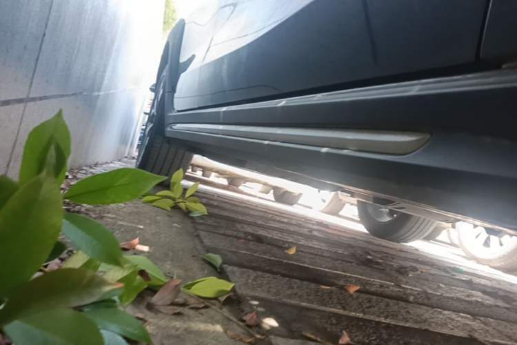 Used Lynk & Co 02 2019 1.5T DCT Two-Wheel Drive Sporty Version China VI Standard Right Side Sill