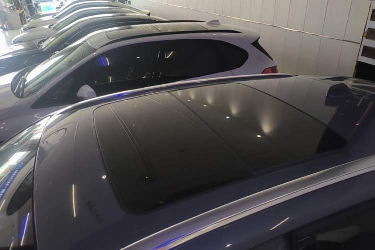Used Lynk & Co 02 2019 1.5T DCT Two-Wheel Drive Zhaoban Version China VI Standard Roof