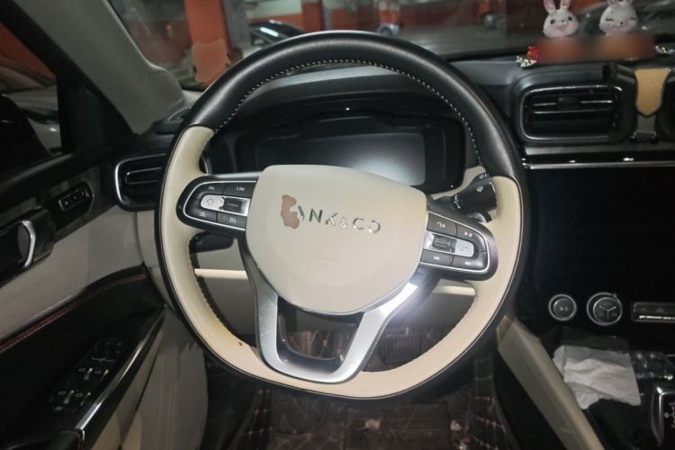 Used Lynk & Co 02 2019 High-Energy Edition 2.0T Automatic Two-Wheel Drive Shine Pro Edition China VI Standard Steering Wheel
