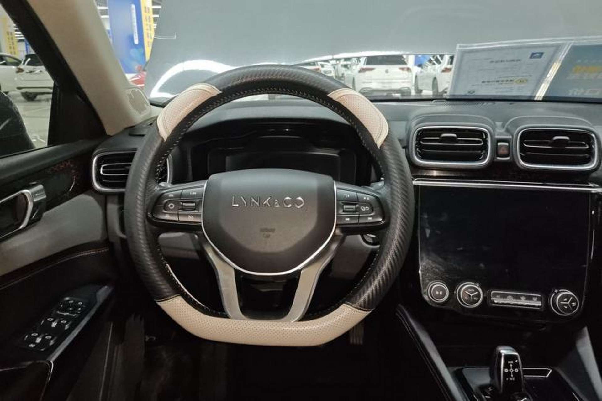 Used Lynk & Co 02 2019 High-Energy Edition 2.0T Automatic Two-Wheel Drive Rugged Version China VI Standard Steering Wheel