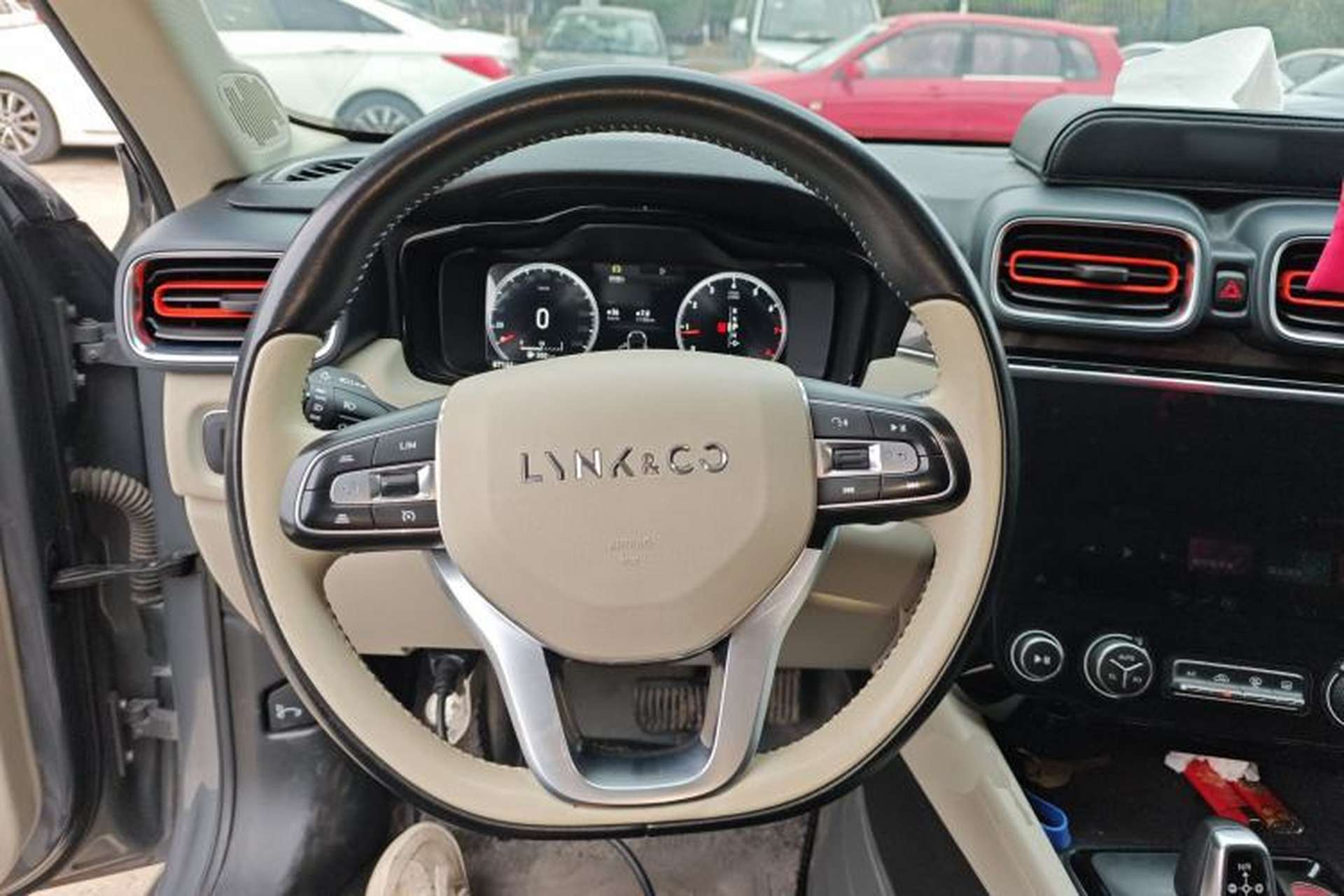 Used Lynk & Co 02 2019 High-Energy Edition 2.0T Automatic Two-Wheel Drive Shine Pro Edition China VI Standard Steering Wheel