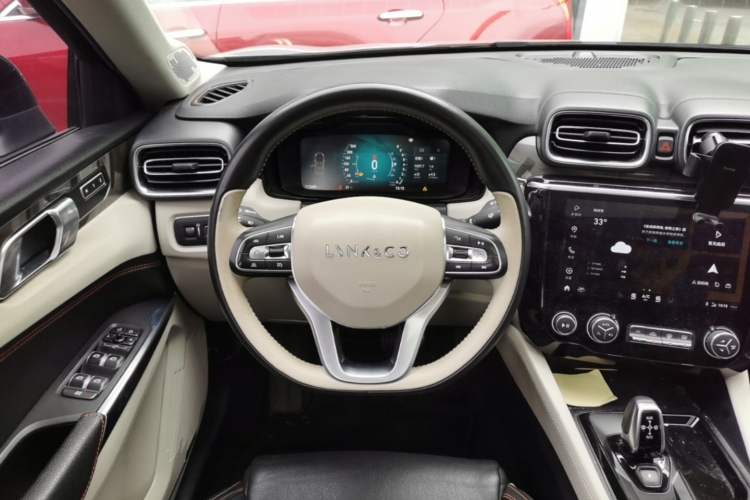 Used Lynk & Co 02 2019 1.5T DCT Two-Wheel Drive Zhaoban Version China VI Standard Steering Wheel